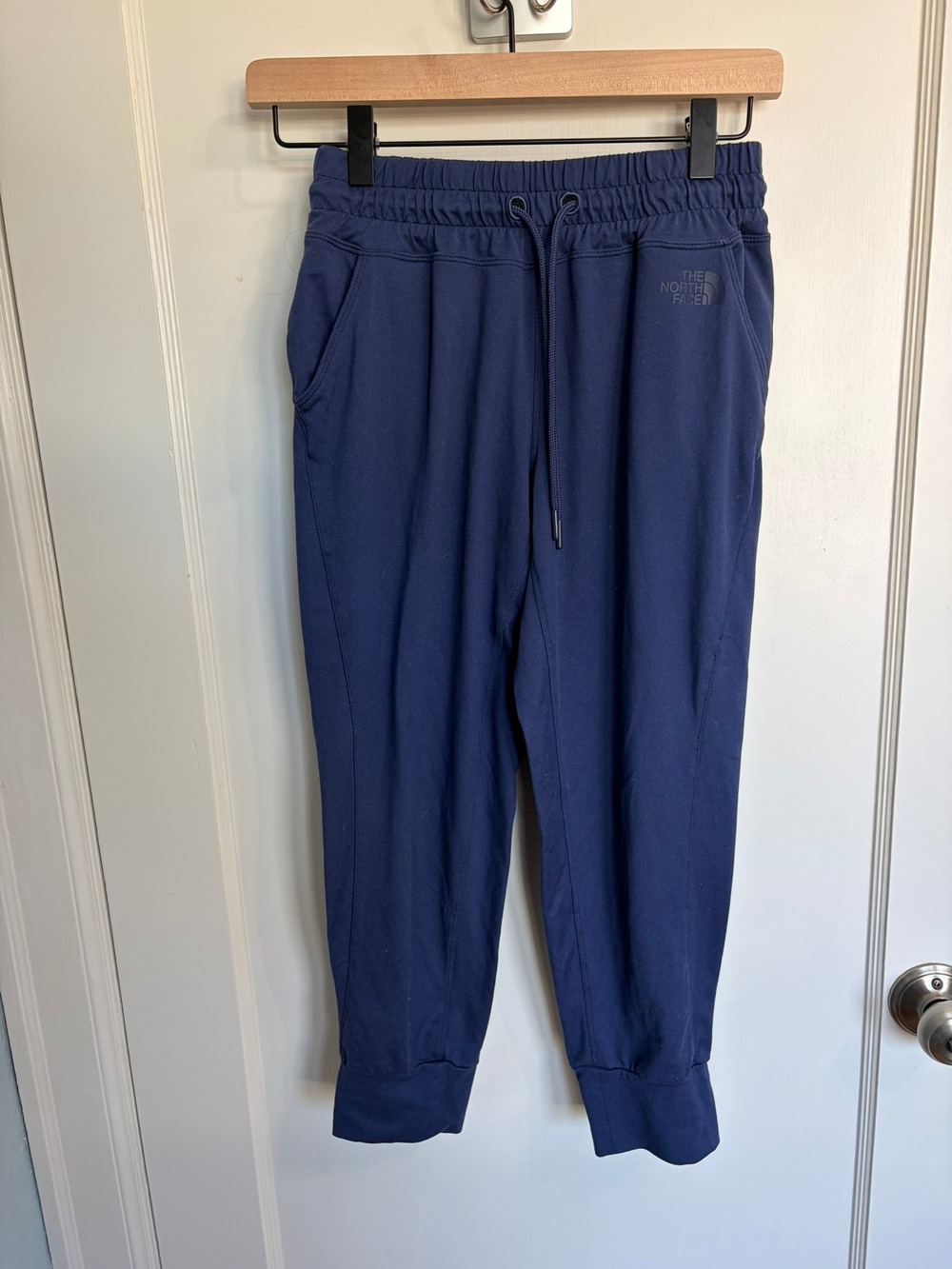 The North Face Womens XS Jogger Pants Navy Blue Cropped Stretch Drawstring Zip P